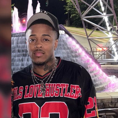 Nas (@nasfromthegram)